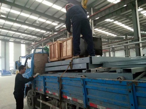 液壓升降機(jī) 液壓升降機(jī)