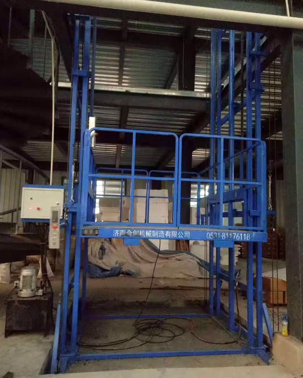 導(dǎo)軌式液壓升降平臺(tái) 導(dǎo)軌式液壓升降平臺(tái)