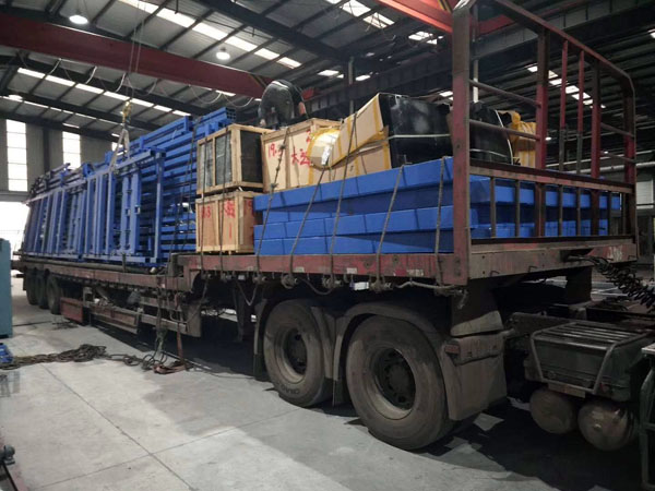 液壓升降平臺(tái)制造廠家 液壓升降平臺(tái)制造廠家