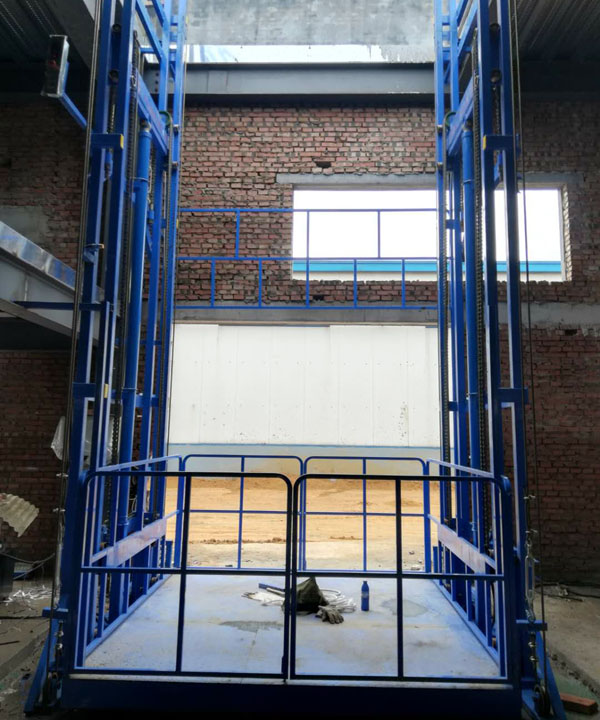 導(dǎo)軌式液壓升降機(jī) 導(dǎo)軌式液壓升降機(jī)