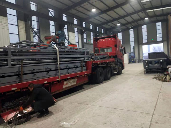 液壓升降機(jī) 液壓升降機(jī)