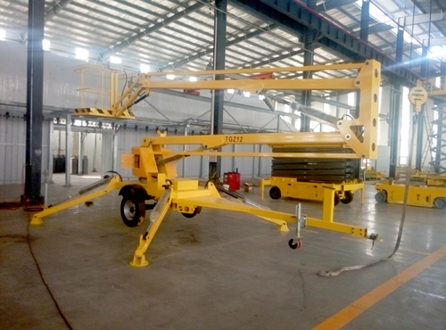 牽引折臂式液壓升降機(jī) 牽引折臂式液壓升降機(jī)